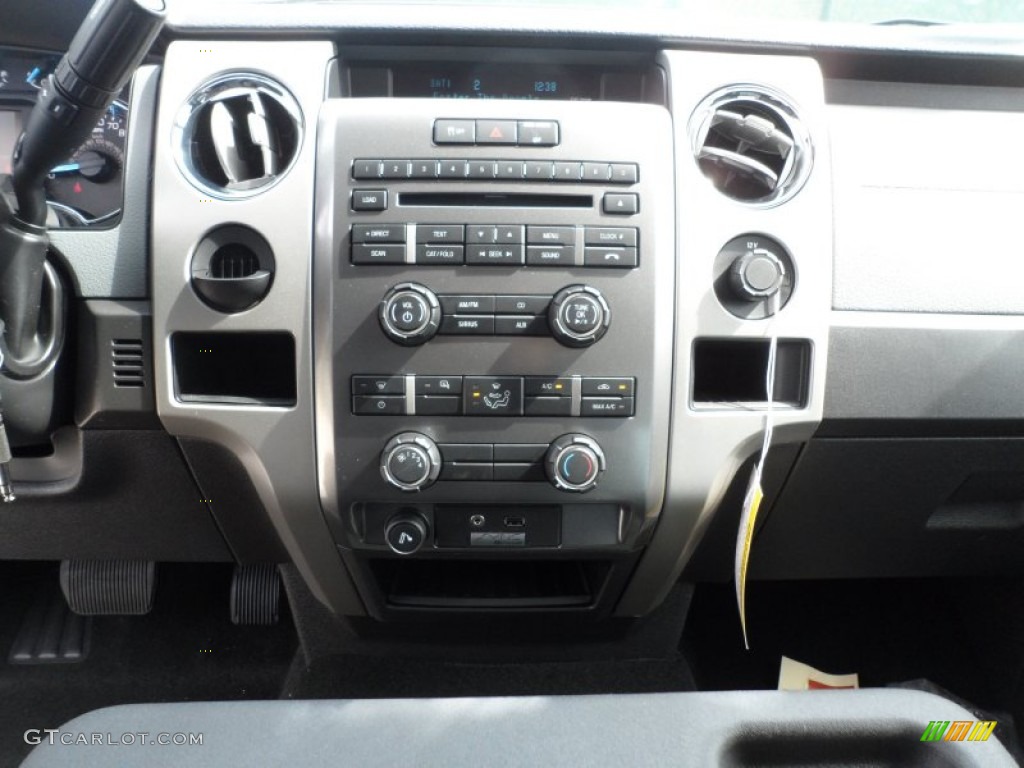 2012 Ford F150 XLT SuperCrew Controls Photo #61427622