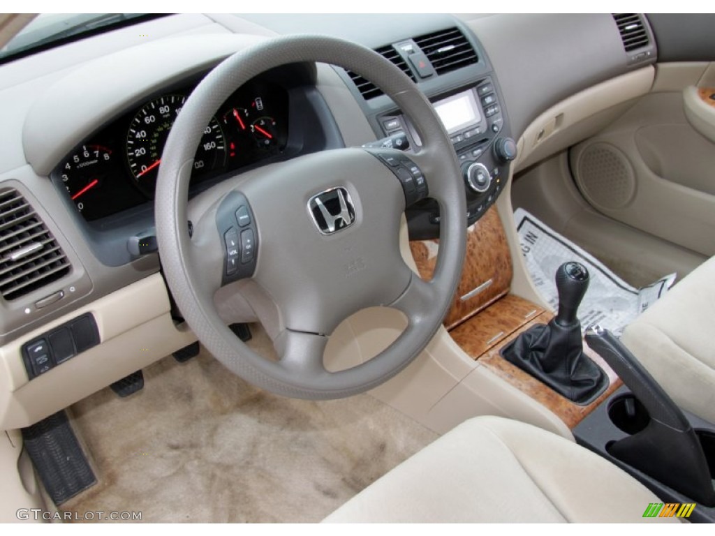 2005 Honda Accord EX Sedan Ivory Dashboard Photo #61427692