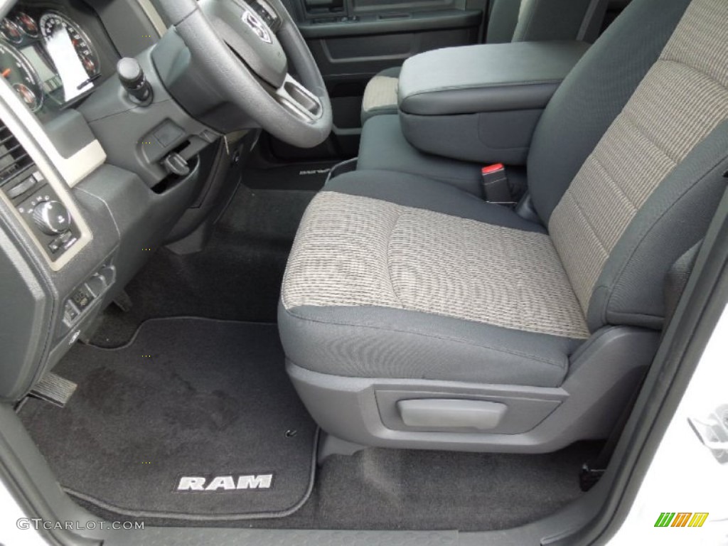 2012 Ram 1500 Express Crew Cab 4x4 - Bright White / Dark Slate Gray/Medium Graystone photo #7