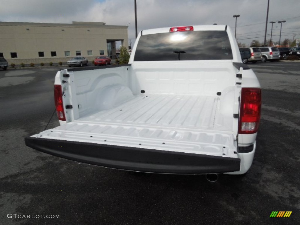 2012 Ram 1500 Express Crew Cab 4x4 - Bright White / Dark Slate Gray/Medium Graystone photo #17