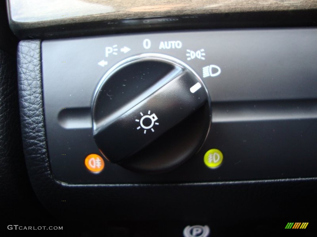 2009 E 350 4Matic Sedan - Sienna Black Metallic / Black photo #31