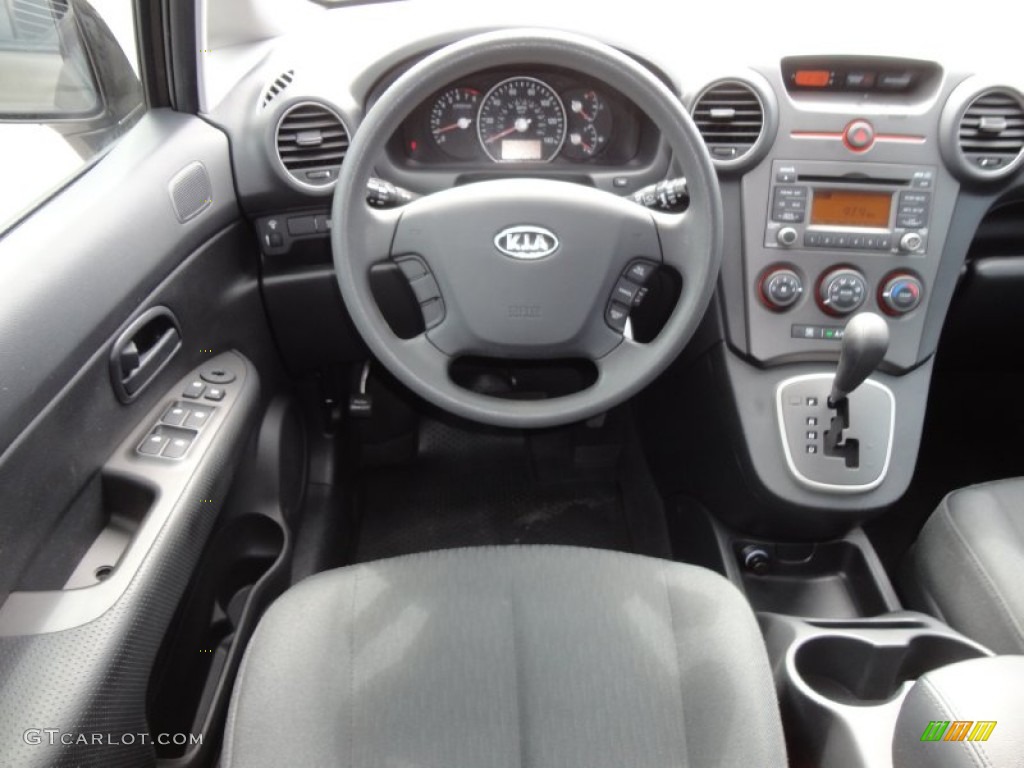 2009 Kia Rondo LX V6 Gray Dashboard Photo #61435231