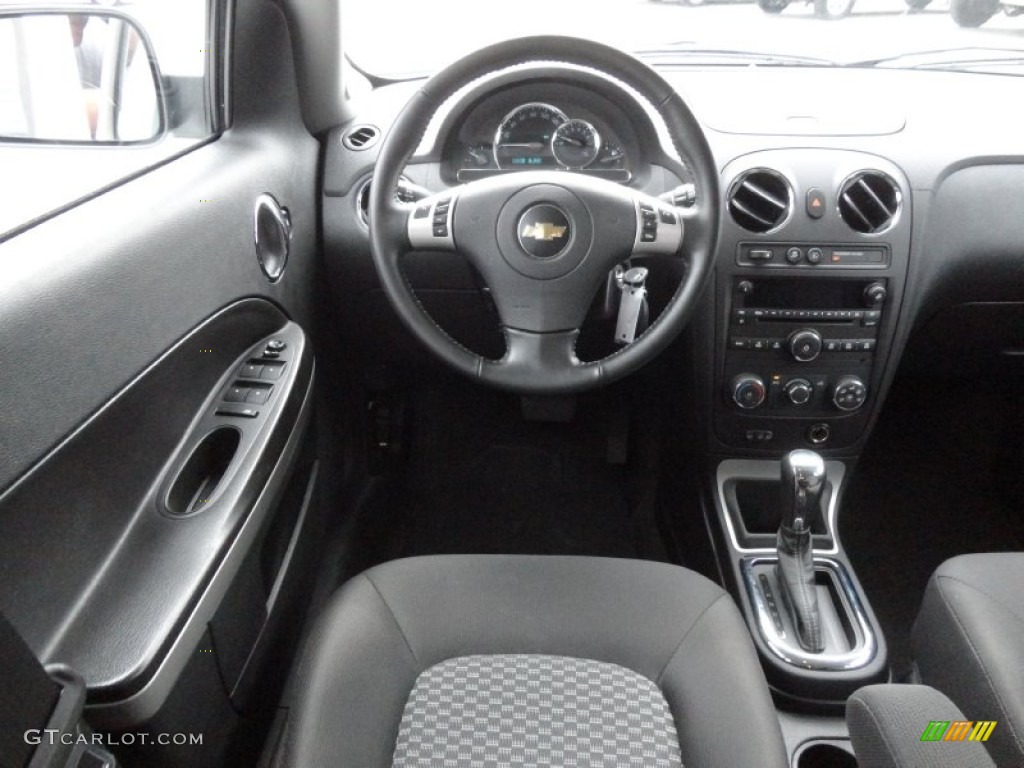 2011 HHR LT - Arctic Ice White / Gray photo #6