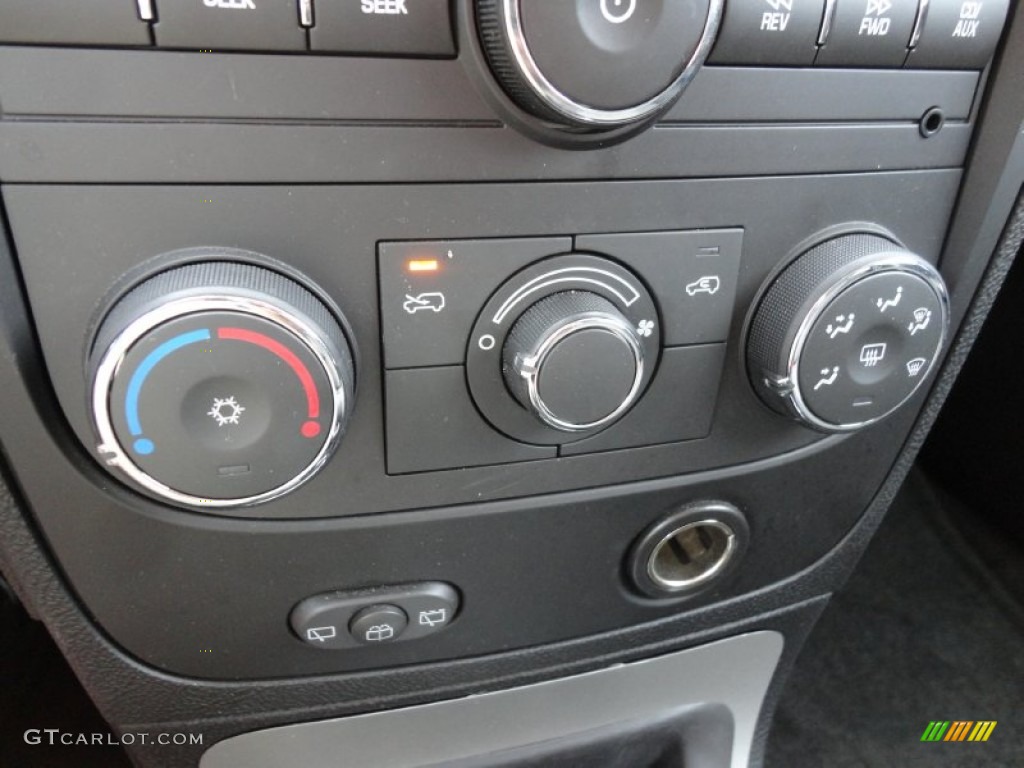 2011 HHR LT - Arctic Ice White / Gray photo #25