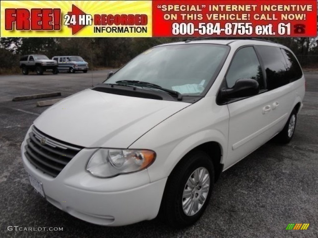 Stone White Chrysler Town & Country