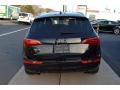 Brilliant Black - Q5 3.2 Premium quattro Photo No. 4
