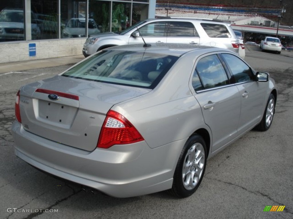 2010 Fusion SE - Smokestone Metallic / Medium Light Stone photo #8