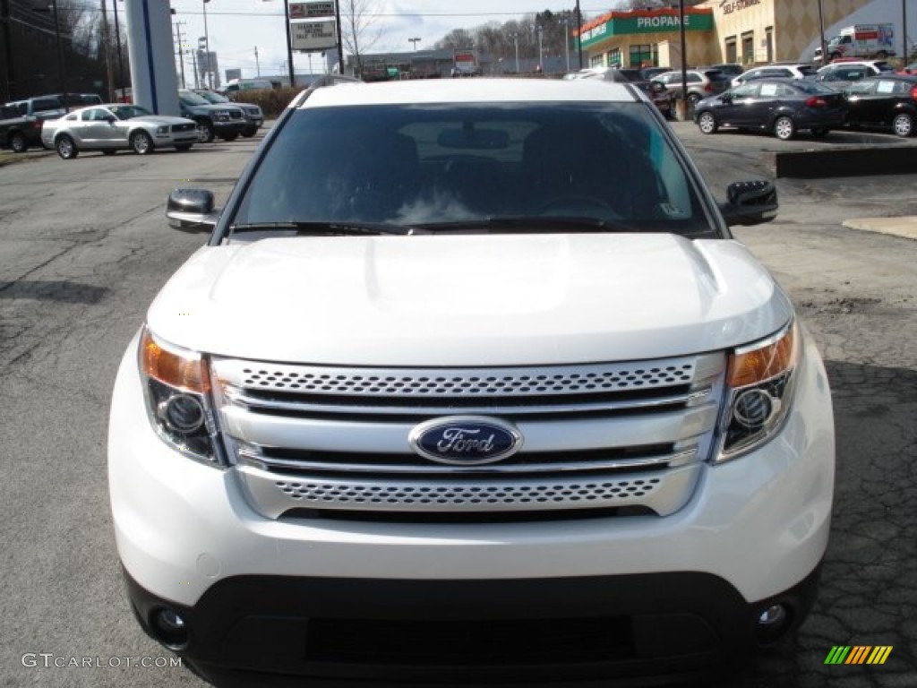 2012 Explorer XLT 4WD - White Platinum Tri-Coat / Charcoal Black photo #3