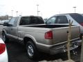 2000 Light Pewter Metallic Chevrolet S10 LS Extended Cab 4x4  photo #5
