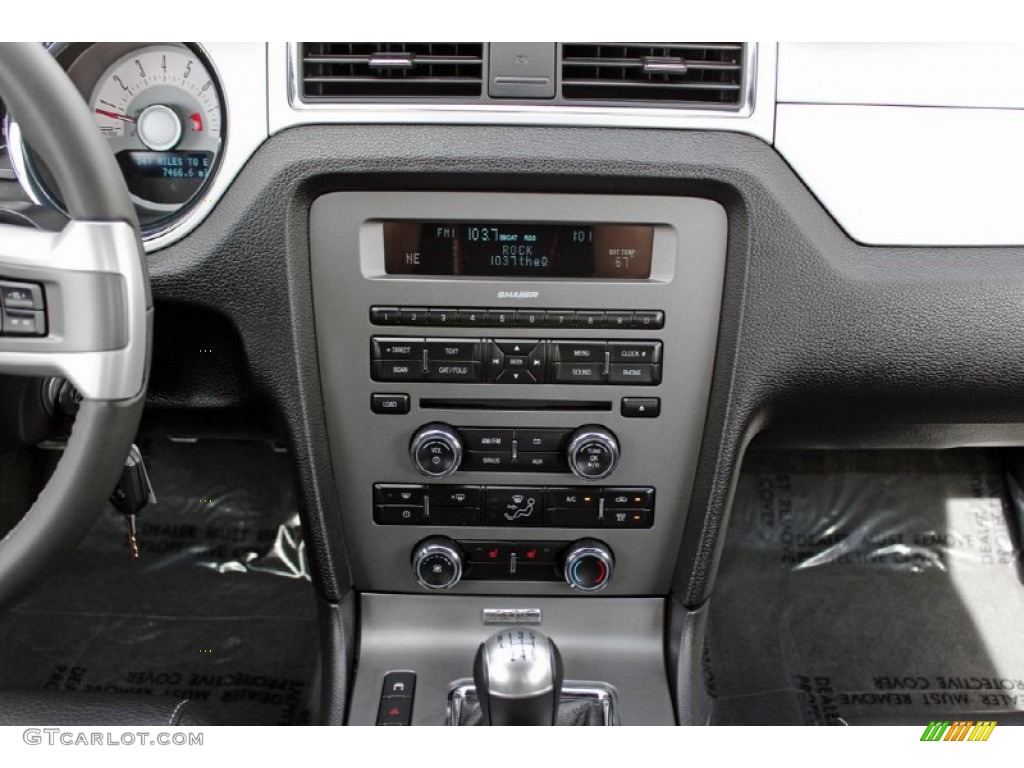 2011 Ford Mustang V6 Mustang Club of America Edition Coupe Controls Photo #61442030