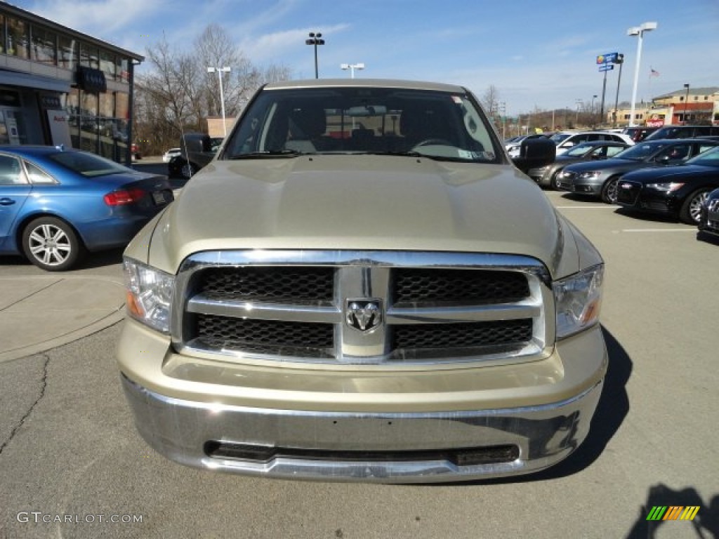 2011 Ram 1500 SLT Quad Cab 4x4 - White Gold / Dark Slate Gray/Medium Graystone photo #8