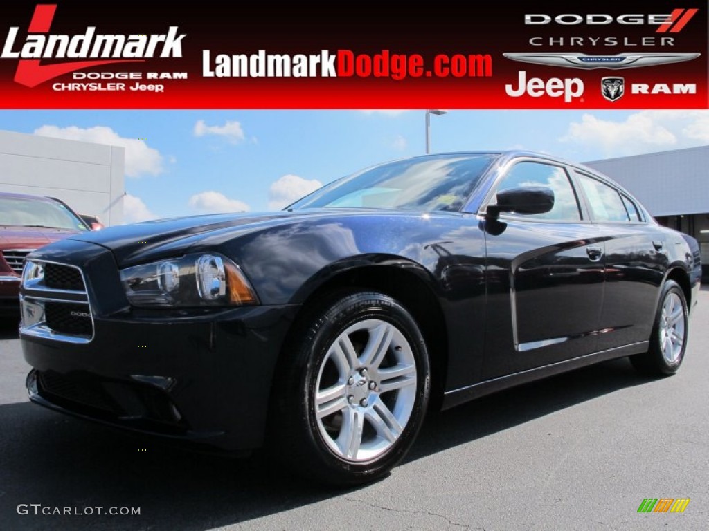 2011 Charger SE - Blackberry Pearl / Black photo #1