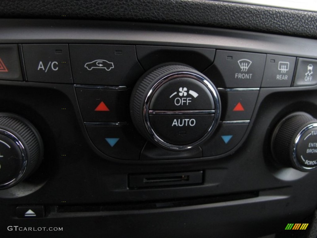 2011 Dodge Charger SE Controls Photos
