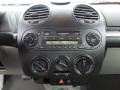 1999 Volkswagen New Beetle Gray Interior Controls Photo