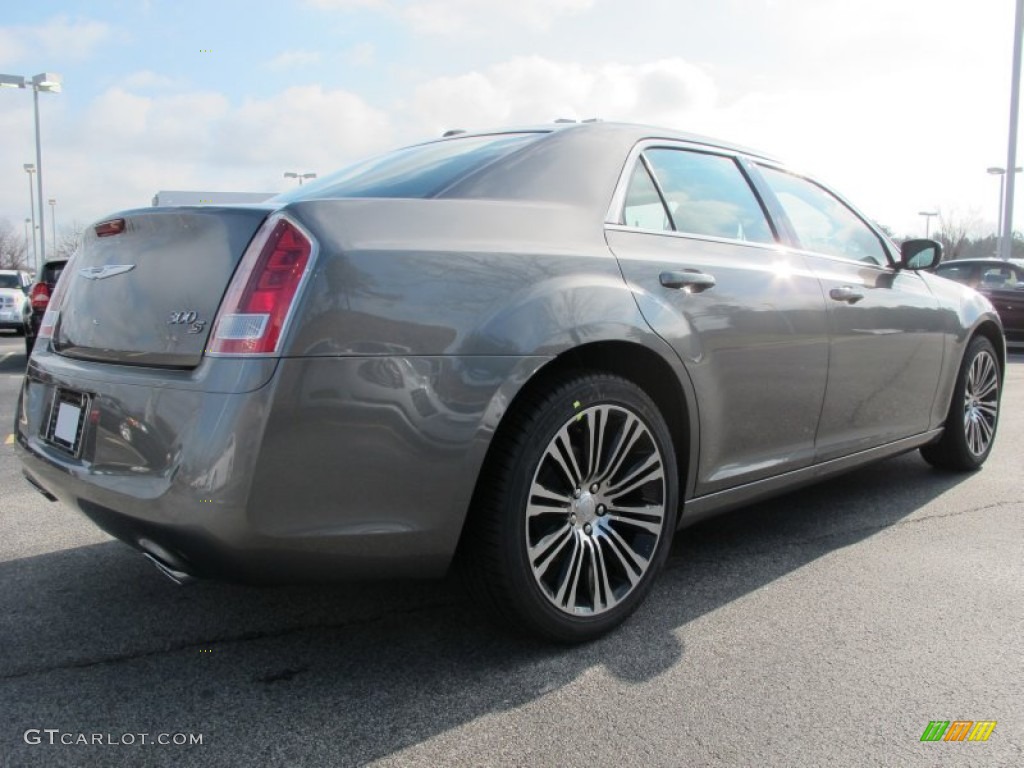 Tungsten Metallic 2012 Chrysler 300 S V6 Exterior Photo #61447353