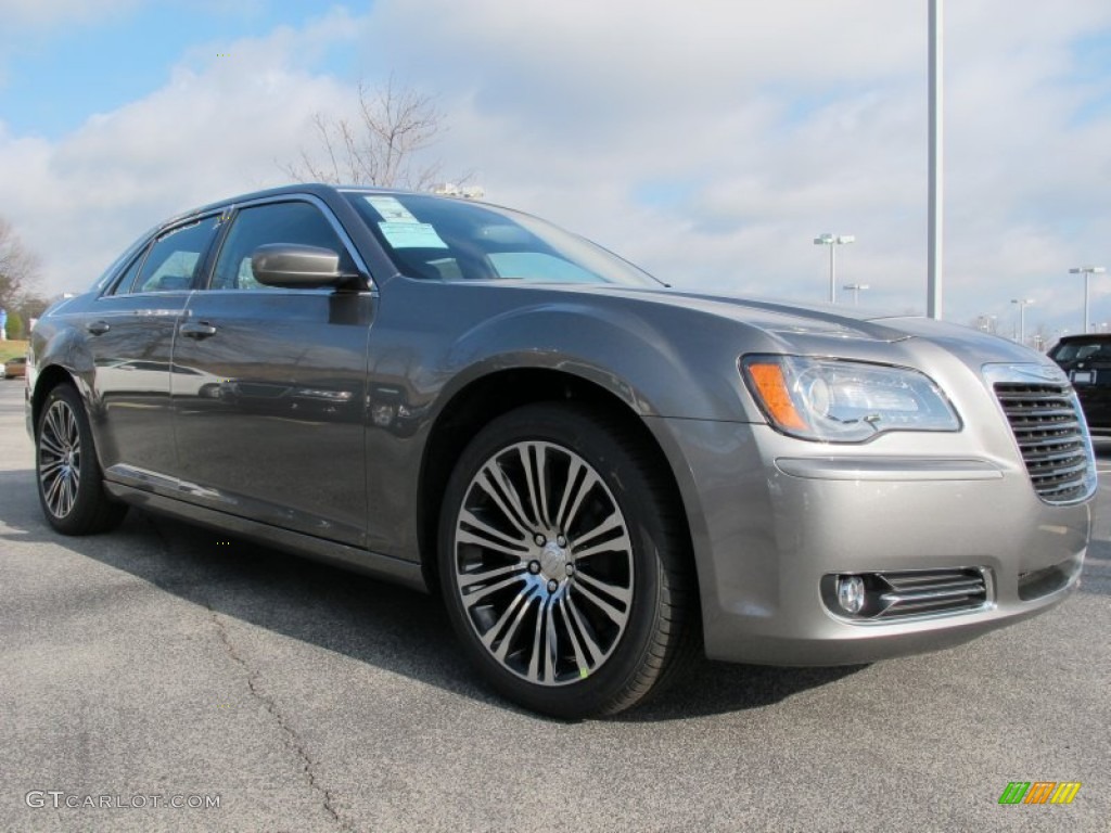 Tungsten Metallic 2012 Chrysler 300 S V6 Exterior Photo #61447359