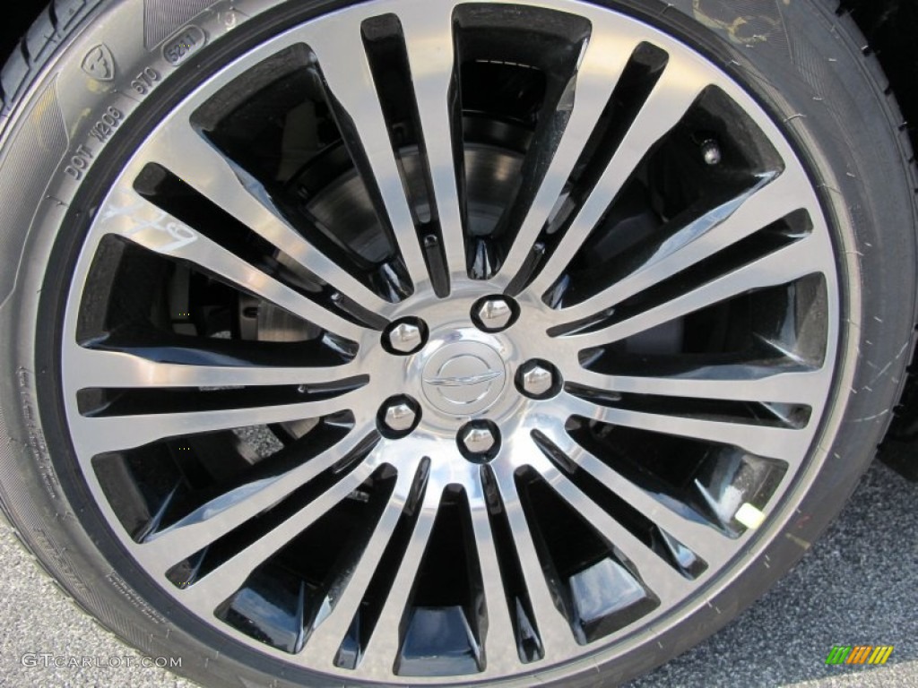 2012 Chrysler 300 S V6 Wheel Photo #61447365