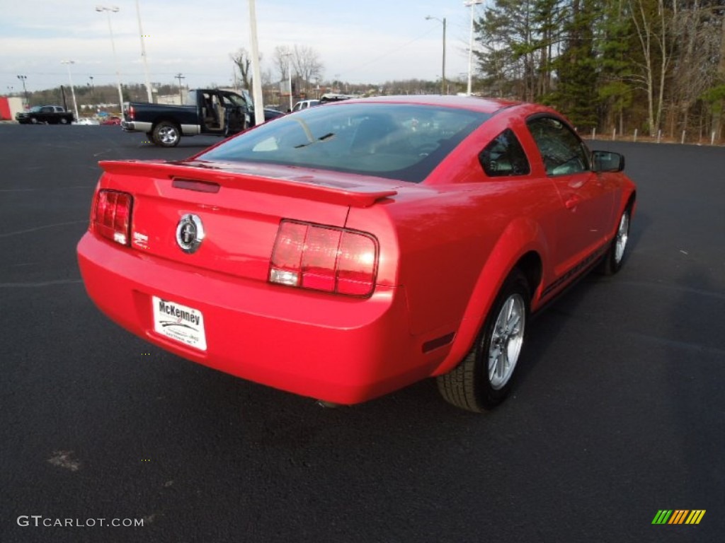 2007 Mustang V6 Premium Coupe - Torch Red / Dark Charcoal photo #4
