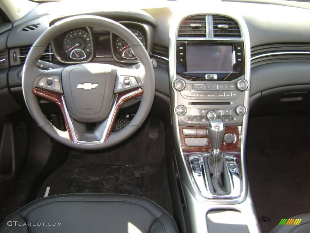 2013 Chevrolet Malibu ECO Jet Black Dashboard Photo #61448753