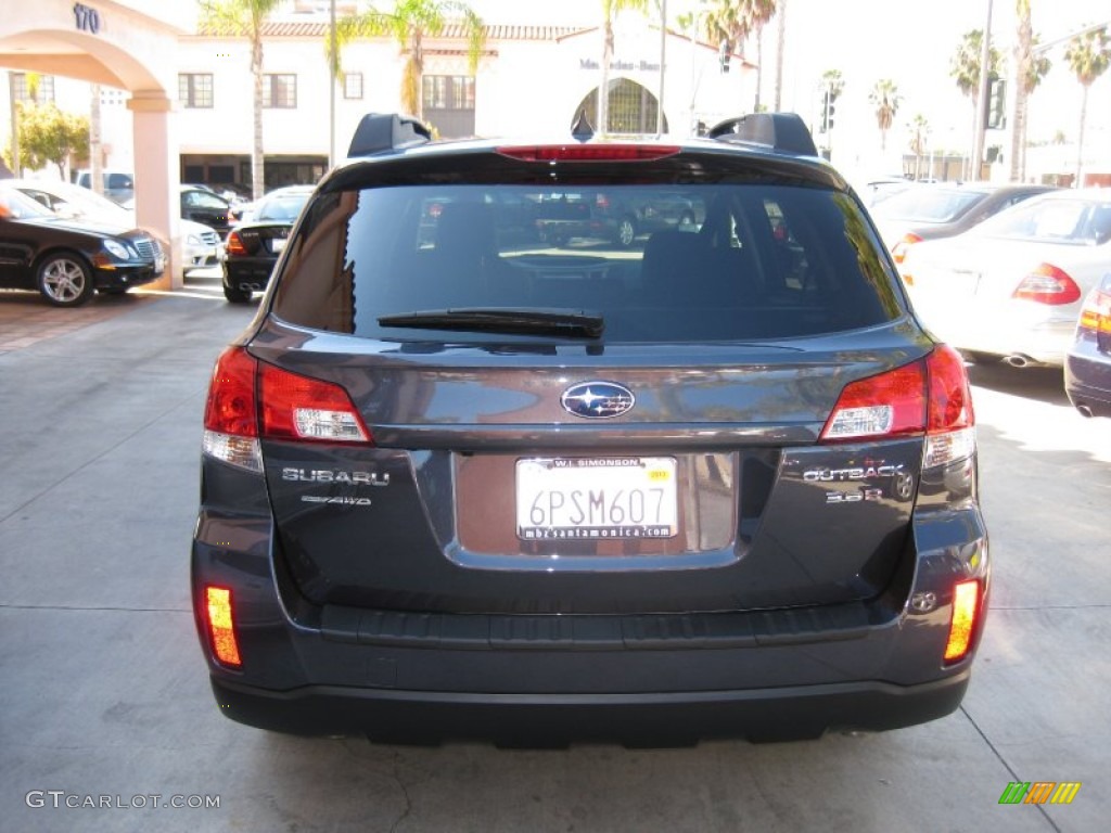 2011 Outback 3.6R Limited Wagon - Graphite Gray Metallic / Off Black photo #3