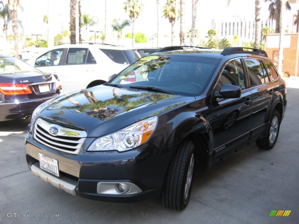 2011 Outback 3.6R Limited Wagon - Graphite Gray Metallic / Off Black photo #7