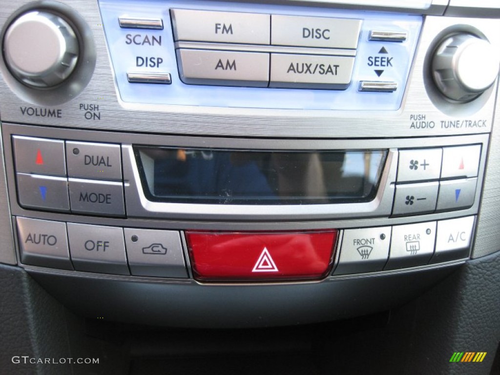 2011 Outback 3.6R Limited Wagon - Graphite Gray Metallic / Off Black photo #19