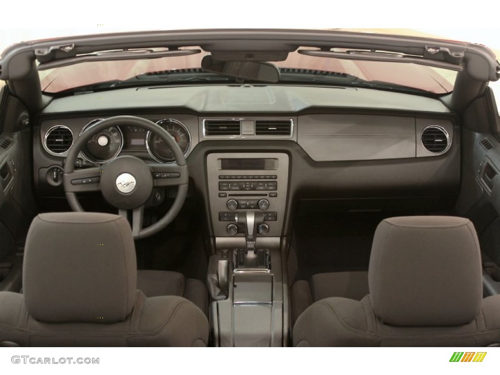 2010 Ford Mustang V6 Convertible Charcoal Black Dashboard Photo #61451166