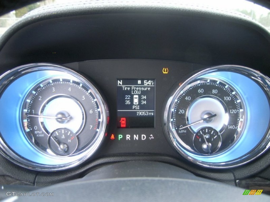 2011 Chrysler 300 Limited Gauges Photo #61452088