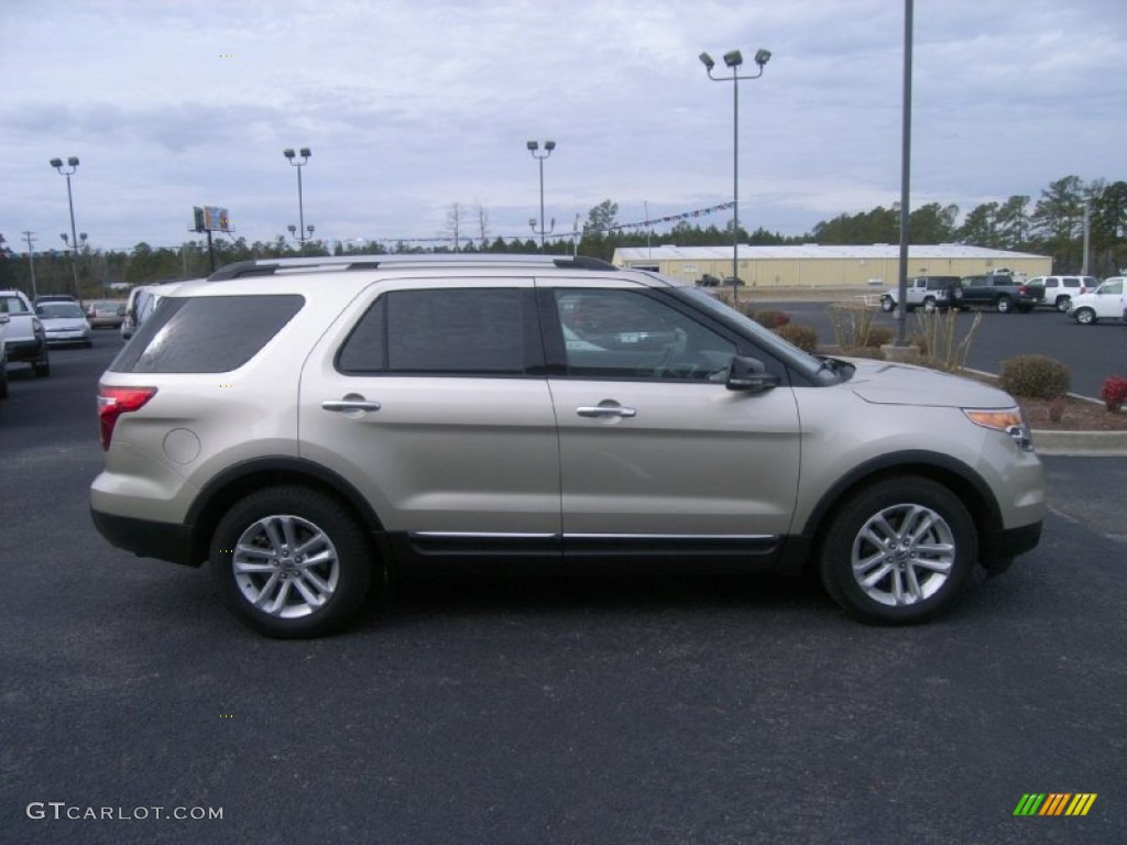 2011 Explorer XLT - Gold Leaf Metallic / Medium Light Stone photo #4