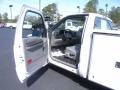 2006 Oxford White Ford F250 Super Duty XL Regular Cab Chassis Utility  photo #10