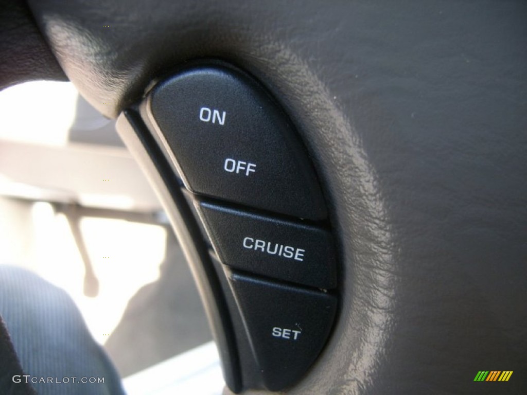 2001 Grand Caravan EX - Inferno Red Pearlcoat / Taupe photo #22