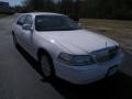 Vibrant White - Town Car Sedan Photo No. 3