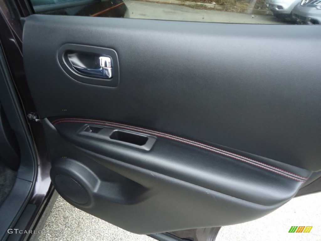 2011 Rogue SV AWD - Black Amethyst / Black photo #23