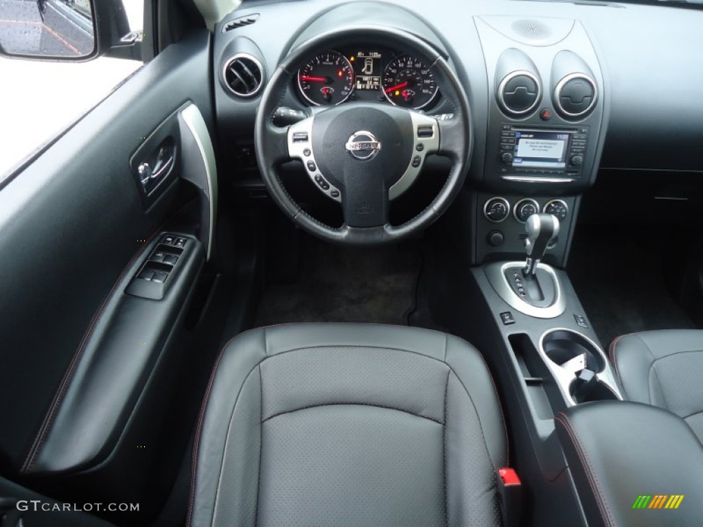 2011 Rogue SV AWD - Black Amethyst / Black photo #27