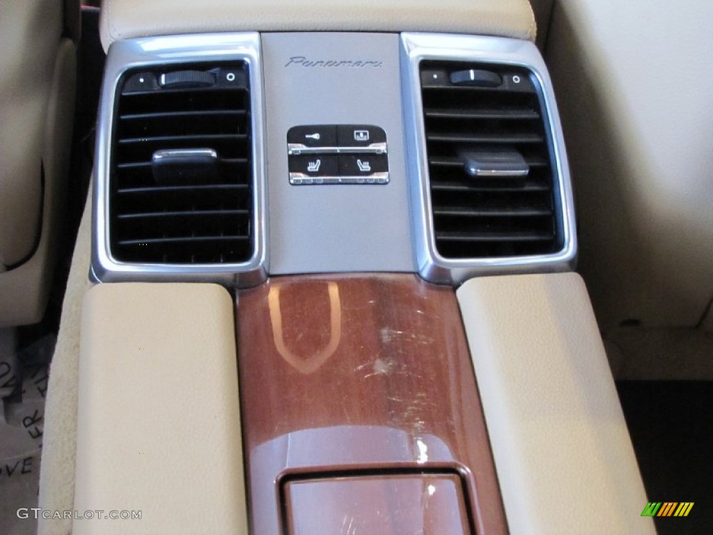 2011 Porsche Panamera 4S Controls Photo #61458916