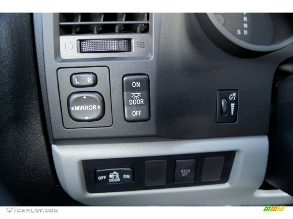 2007 Toyota Tundra Regular Cab 4x4 Controls Photo #61459700