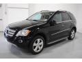Black - ML 350 4Matic Photo No. 3