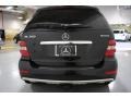 Black - ML 350 4Matic Photo No. 6