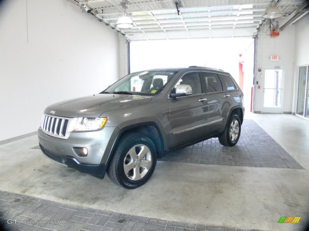 2011 Grand Cherokee Limited 4x4 - Mineral Gray Metallic / Black photo #1
