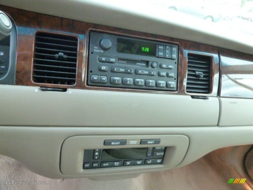 2000 Lincoln Town Car Signature Controls Photos