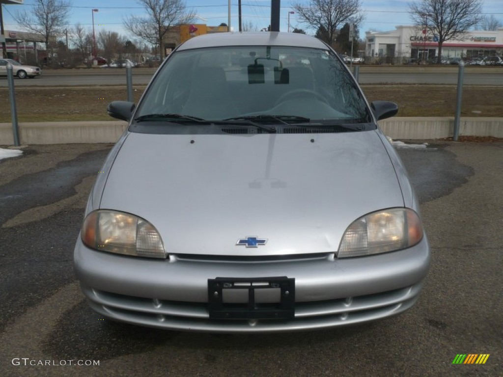 2001 Metro LSi - Silver Metallic / Gray photo #3