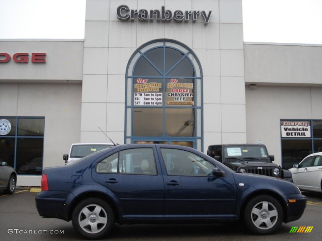 Galactic Blue Pearl Volkswagen Jetta