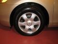 Desert Sand Metallic - Camry LE Photo No. 24