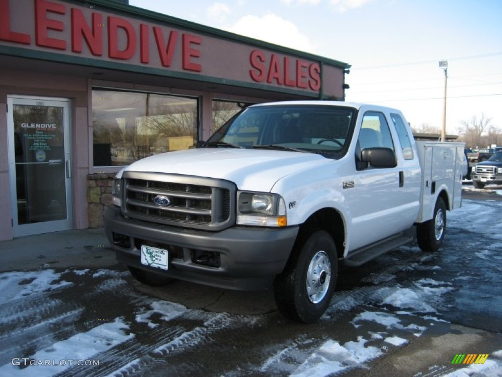 Oxford White Ford F250 Super Duty