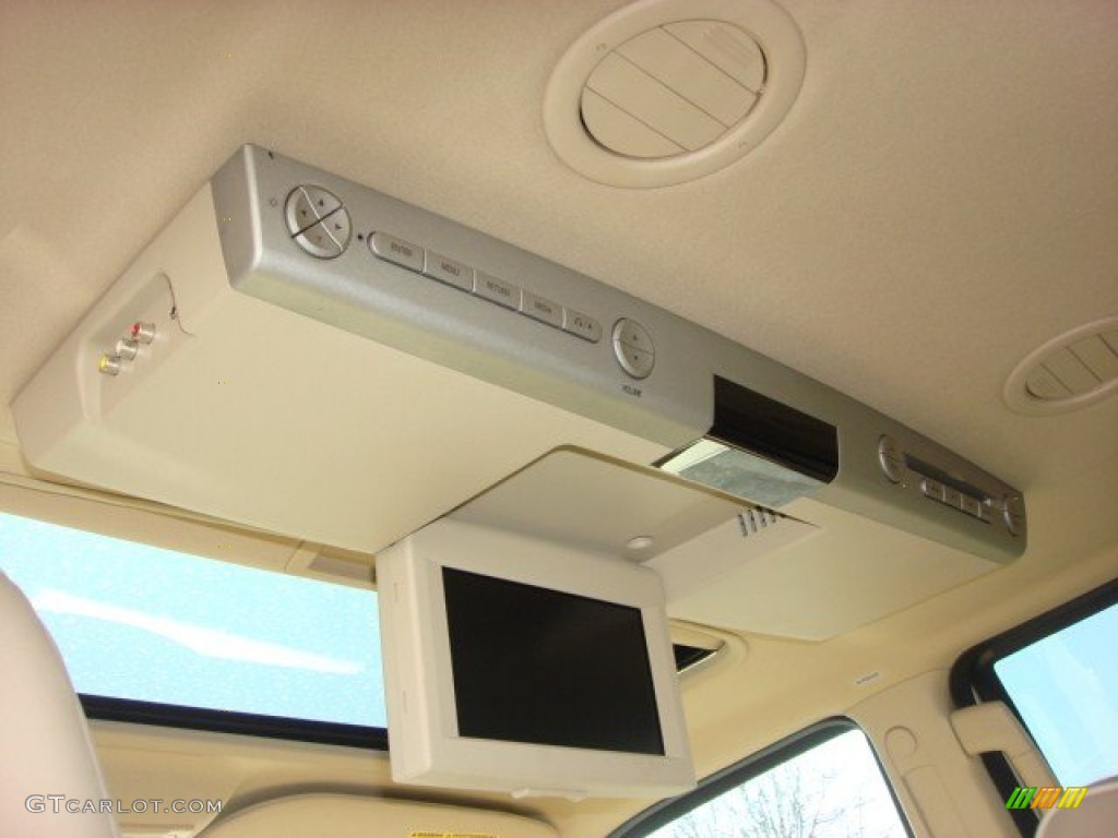 2007 Lincoln Navigator Ultimate 4x4 Controls Photo #61468933