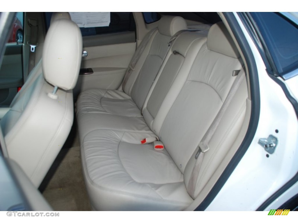 2007 LaCrosse CXL - White Opal / Neutral photo #23