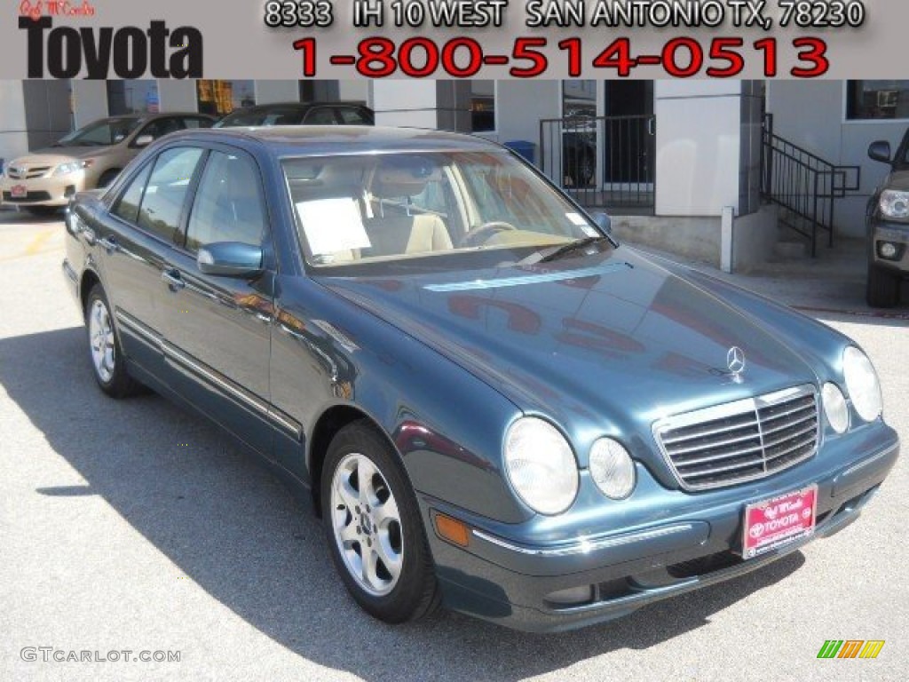 2002 E 320 Sedan - Everest Green Metallic / Java photo #1