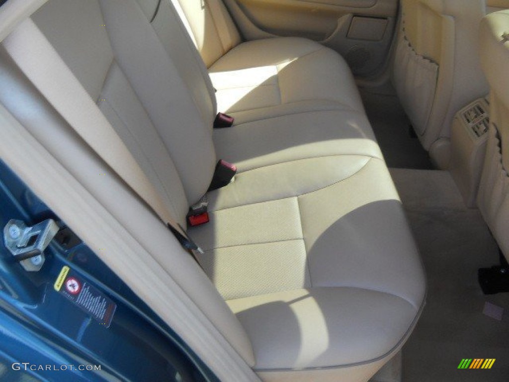 2002 E 320 Sedan - Everest Green Metallic / Java photo #17