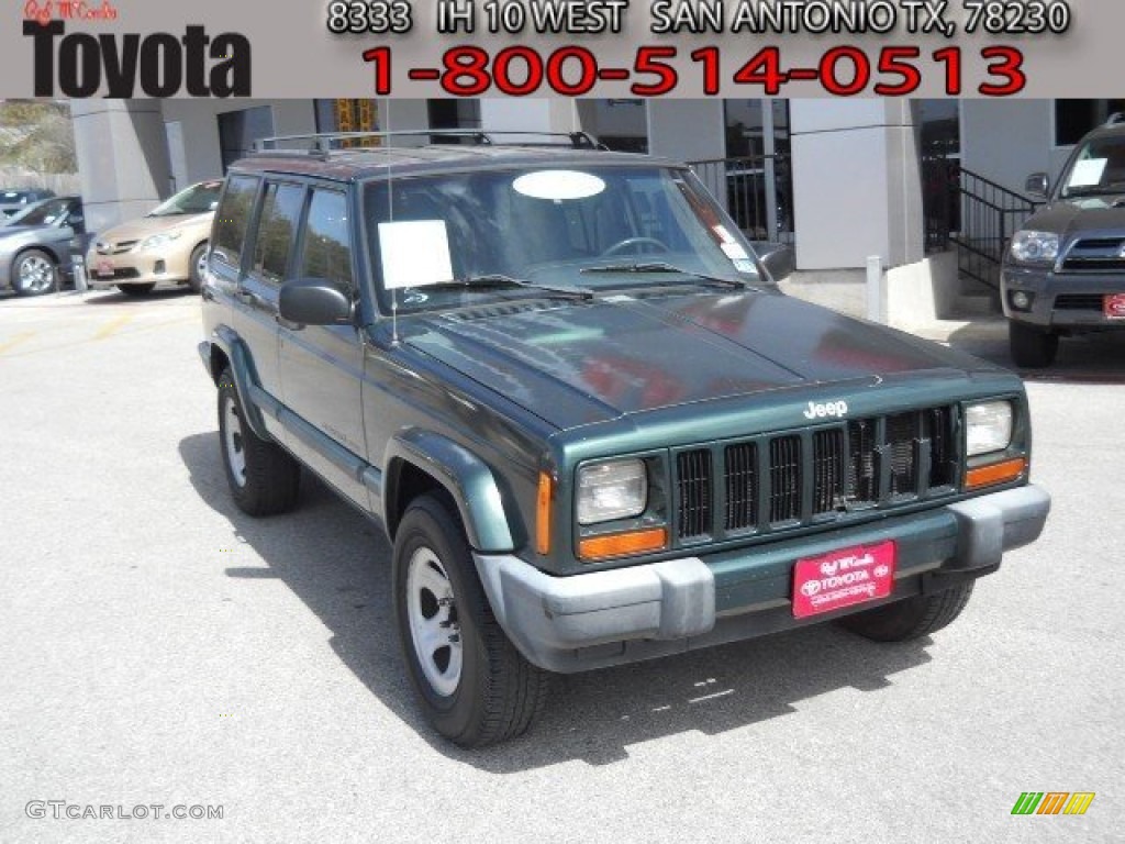 Forest Green Pearl Jeep Cherokee