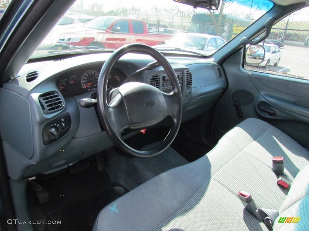 Medium Graphite Interior 1997 Ford F150 XL Extended Cab Photo #61478486